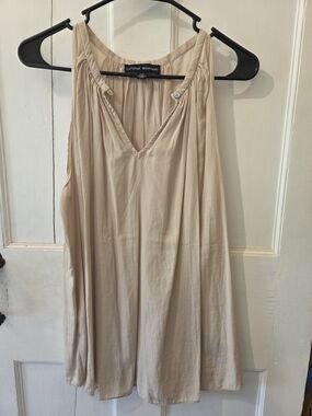 Cream Sleeveless V-Neck Tunic Top
